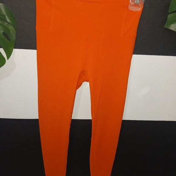 Women Orange fit ribbed leggings - Picture 8 of 11